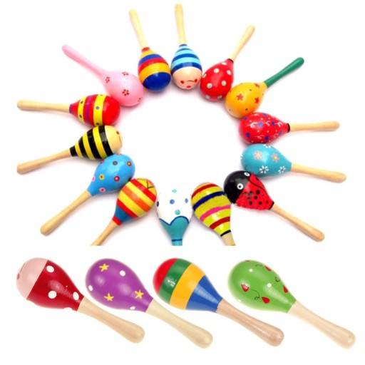 Hochets en bois pour enfants