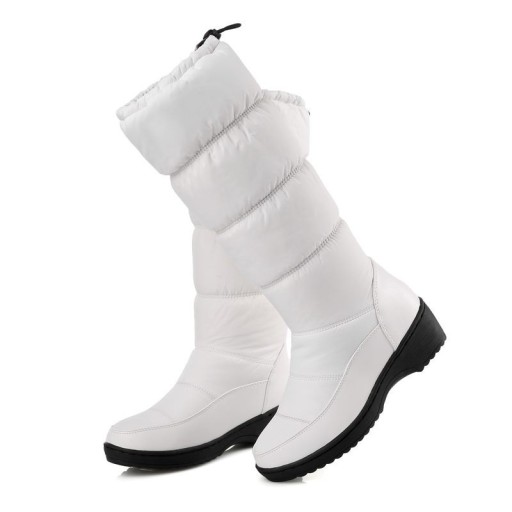 Hohe Winterstiefel für Damen J1805