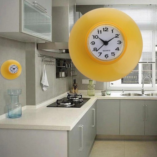 Horloge murale avec ventouse