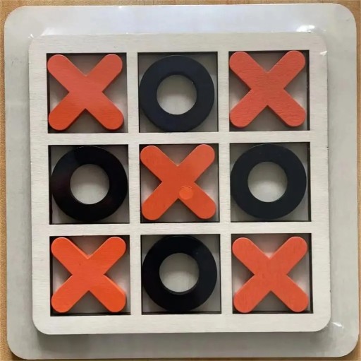 Houten boter-kaas-en-eieren spel 14 x 14 cm Klassiek bordspel voor twee spelers Familieplezier Strategiespel Ontwikkelen van het denken