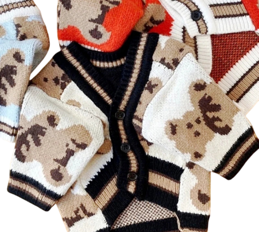 Hundepullover mit Bärenmotiven Größe S Für Hunde 1,5–2,5 kg 35 cm Brustumfang 25 cm Länge Warmer gestrickter Pullover mit drei Knöpfen