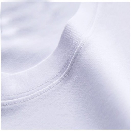 Hvid dame-t-shirt med pindsvineprint A1319