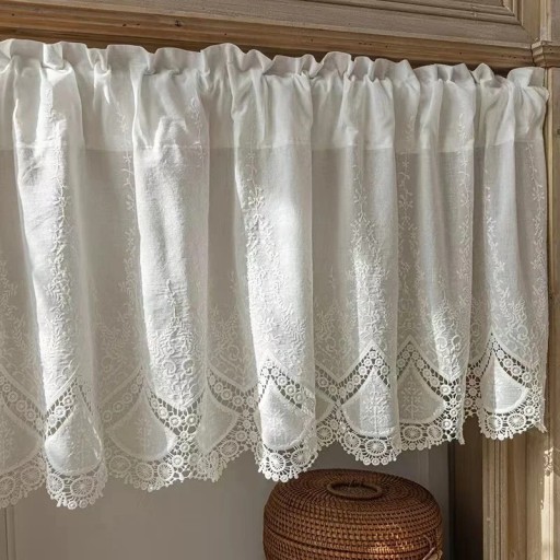 Hvid kort gardin med blonder lavet af 100% bomuld, 150 x 50 cm, dekorativt broderet gardin til køkken, badeværelse, sommerhus eller børneværelse