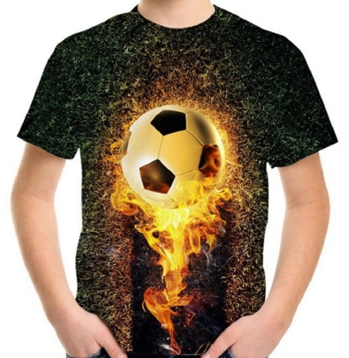 Jungen-T-Shirt mit einem Ball