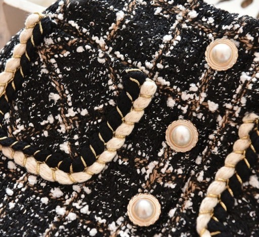 Jupe fille avec perles L1020