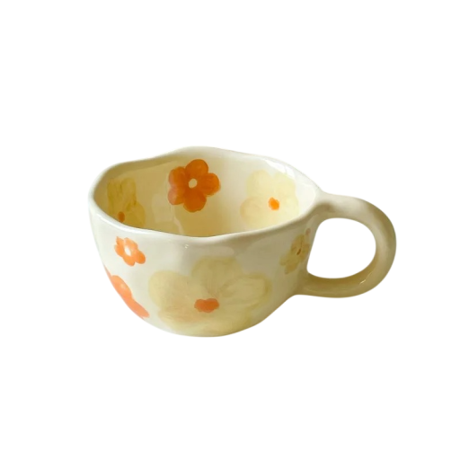 Keramický hrnek s vlnitým okrajem a květinovým motivem 200–300 ml keramika béžový s uchem na kávu čaj i každodenní pití