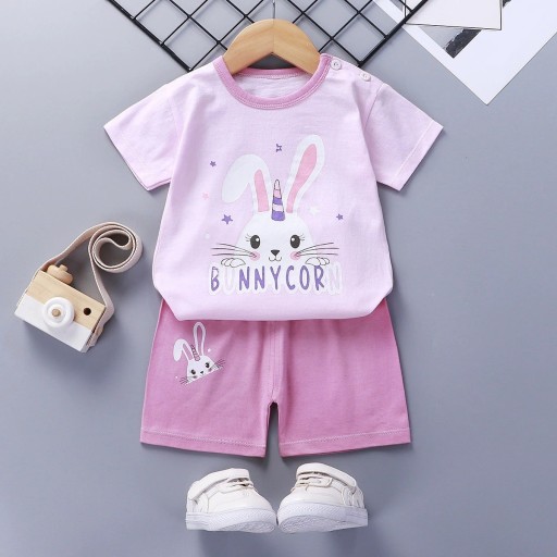 Kinder-T-Shirt und Shorts L1095