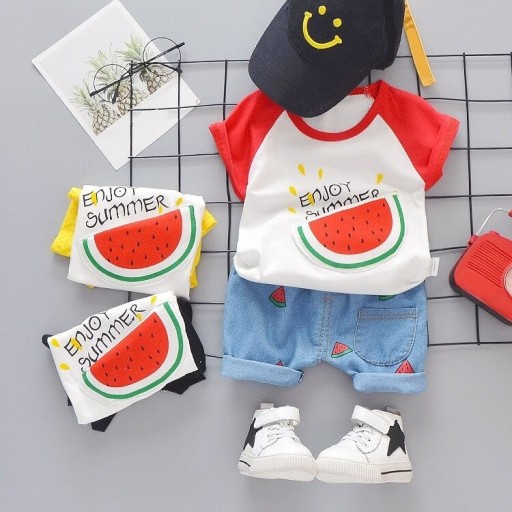 Kinder-T-Shirt und Shorts L1104