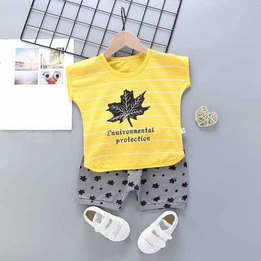 Kinder-T-Shirt und Shorts L1180