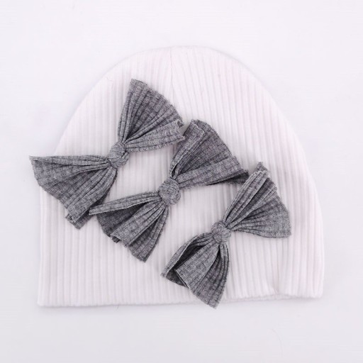 Kinderhut mit Schleifen