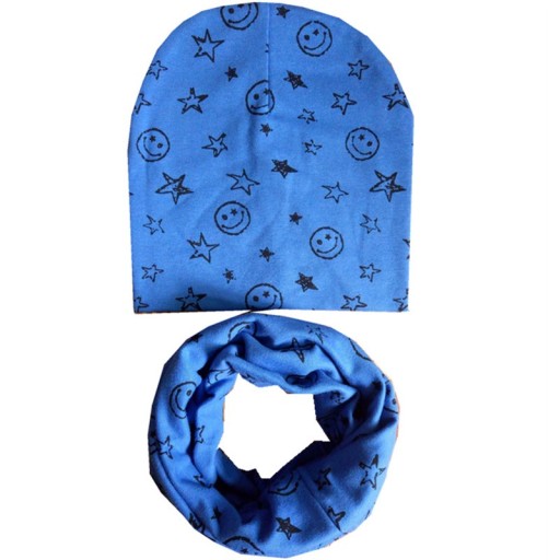 Kinderset met muts en halsdoek met lachende gezichtjes