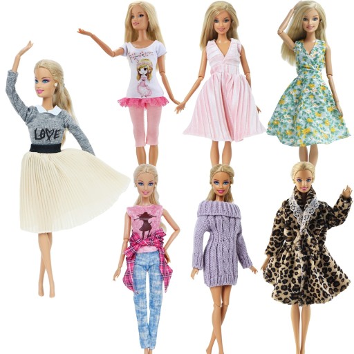 Kleidung und Kleider für Barbie