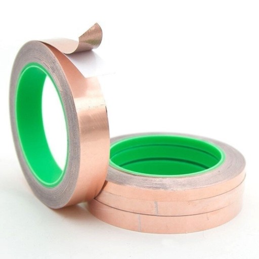 Kobberbånd mod snegle