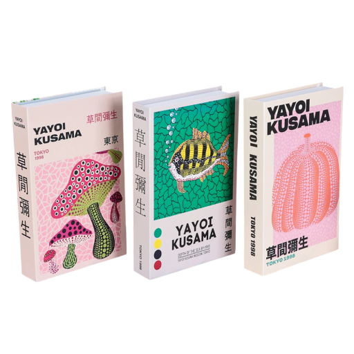 Koristeelliset vale-kirjat 3 kpl Avaamattomat taidekirjat Yayoi Kusama Tokio taidekoristeet