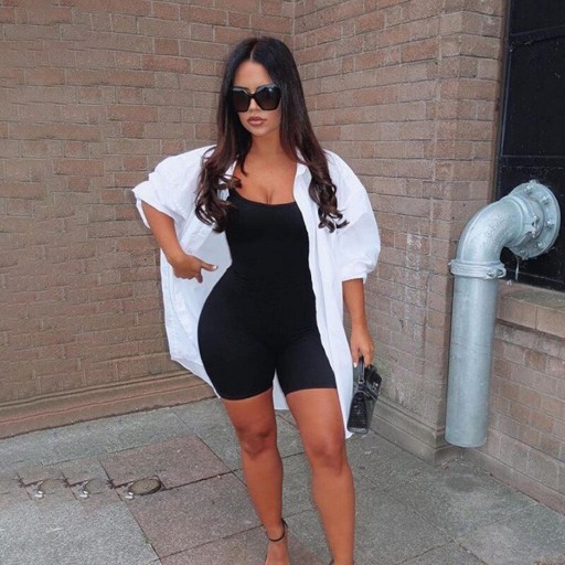 Kort stickad jumpsuit för kvinnor