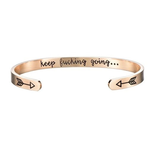 Kvinnors öppet armband med inskription