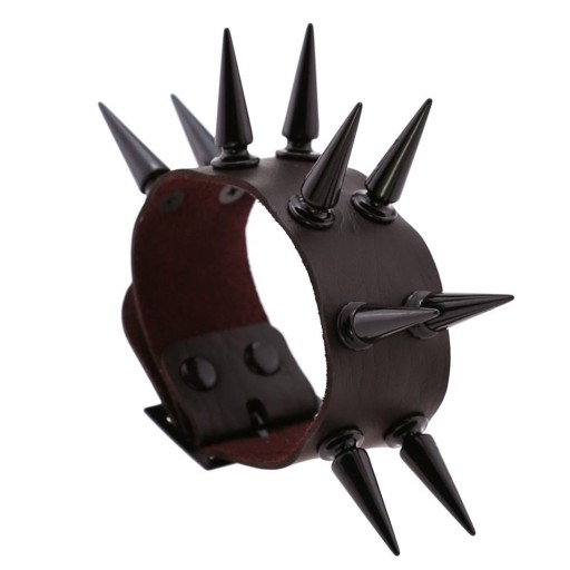 Läderarmband med spikar H464
