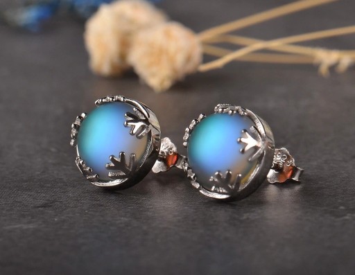 Ladies' Earrings with Blue Crystal