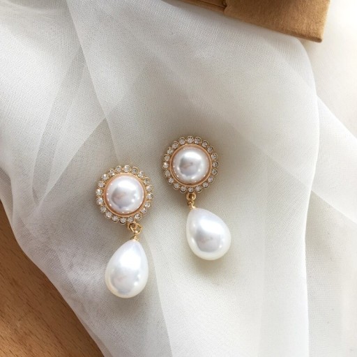 Ladies' Earrings with Pearls G662