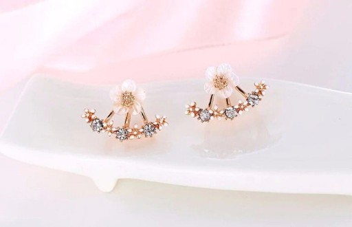 Ladies' Flower Earrings