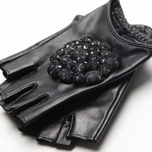 Ladies' Leather Gloves with Rhinestones