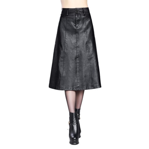 Ladies' Long Skirt Made of Faux Leather G41