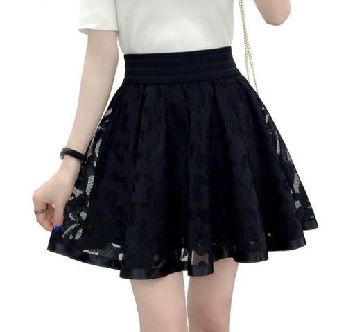 Ladies' Mini Skirt with Underlay