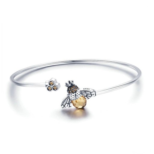 Ladies' Open Bangle with Bee