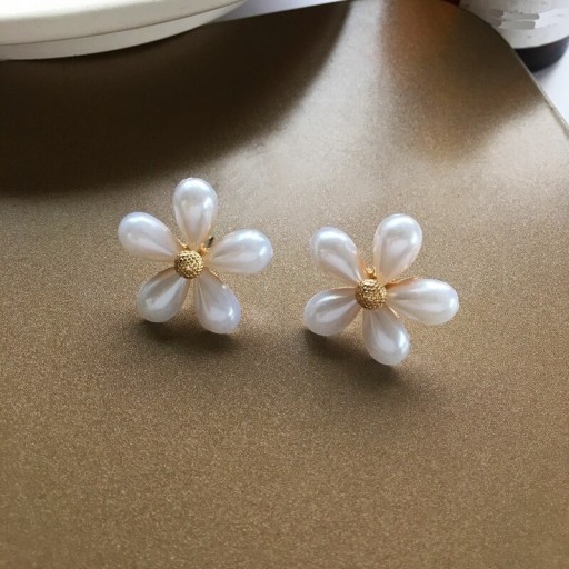 Ladies' Pearl Earrings H733