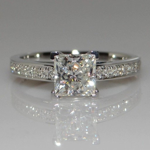 Ladies' Ring D864