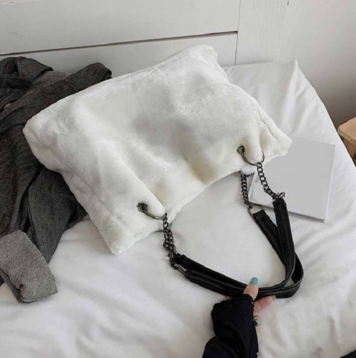 Ladies' Spacious Shoulder Bag Made of Faux Fur Dark Metal Chains and Black Handles Soft Plush Surface with a Subtle Sheen