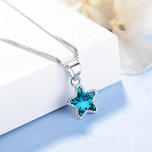 Ladies' Star Necklace D428