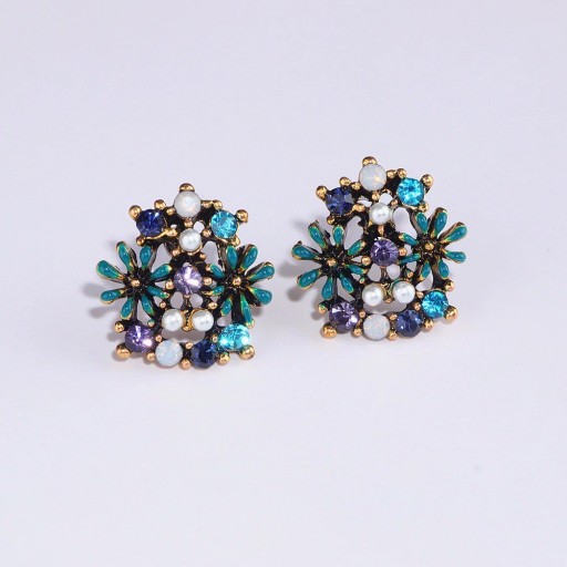 Ladies' Stud Earrings with Crystals