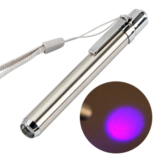 Lampada LED portatile in acciaio inossidabile luce UV 395nm batterie AAA 11,1 x 1,2 cm lampada UV compatta per la rilevazione di sporco e banconote