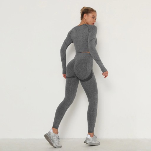 Langärmliges Crop-Top und Leggings für Damen