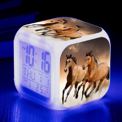 LED stolové hodiny