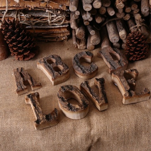 Lettre décorative en bois C475
