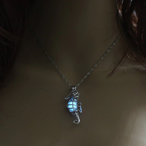 Lichtgevende damesketting met zeedieren