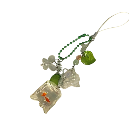 Llavero de resina con motivo de pez en bolsa con mariposas y hojas Llavero decorativo transparente para mochila bolso regalo