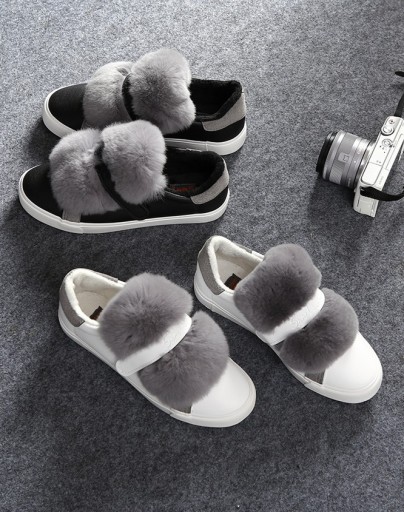Luksuriøse damesneakers med pels J1370