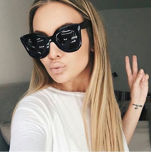 Lunettes de soleil rétro avec grandes montures J2967
