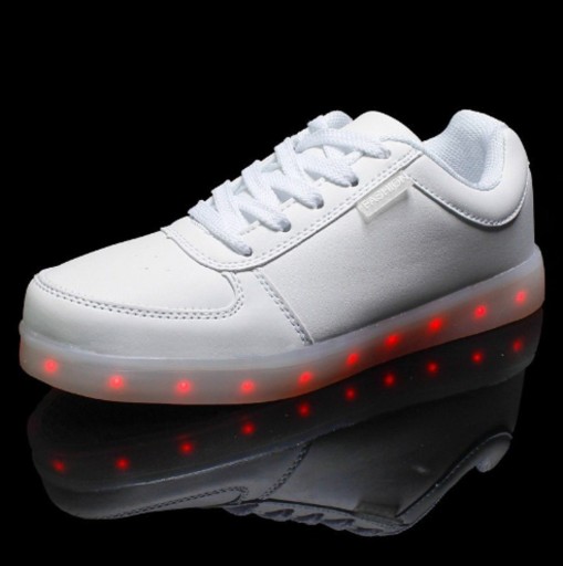 Lysende sneakers J1627
