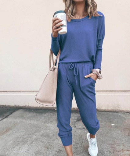 Maglietta da donna a maniche lunghe e pantaloni