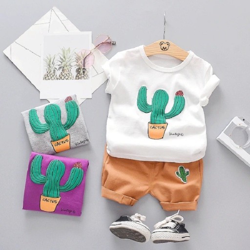 Maglietta e pantaloni corti da bambino con cactus L1720