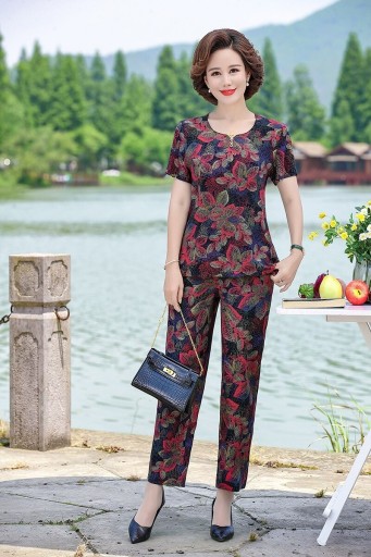 Maglietta e pantaloni da donna B1176