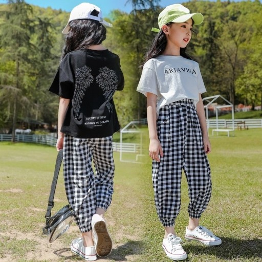 Maglietta e pantaloni per ragazza L1546