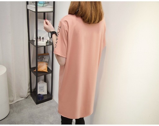 Maglietta lunga da donna con maniche corte