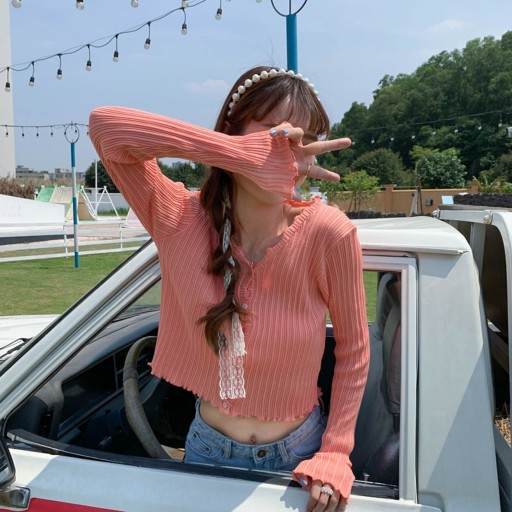 Maglione da donna con bottoni G210