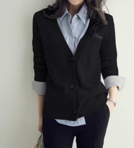 Maglione da donna con bottoni G301