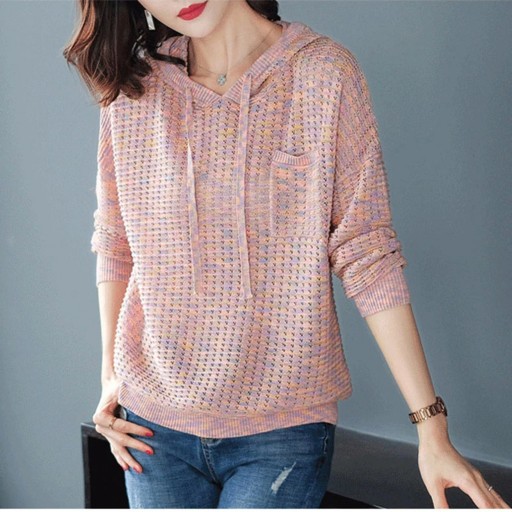 Maglione da donna con cappuccio e tasca